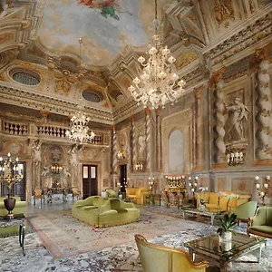 Grand Continental - Starhotels Collezione Italy